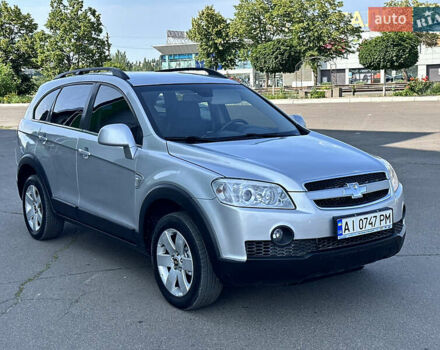 Серый Шевроле Каптива, объемом двигателя 2.4 л и пробегом 280 тыс. км за 7200 $, фото 12 на Automoto.ua