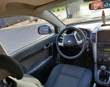 Серый Шевроле Каптива, объемом двигателя 1.99 л и пробегом 235 тыс. км за 8300 $, фото 9 на Automoto.ua