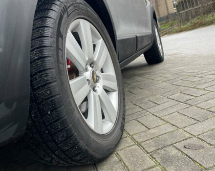 Серый Шевроле Каптива, объемом двигателя 2 л и пробегом 230 тыс. км за 8200 $, фото 12 на Automoto.ua