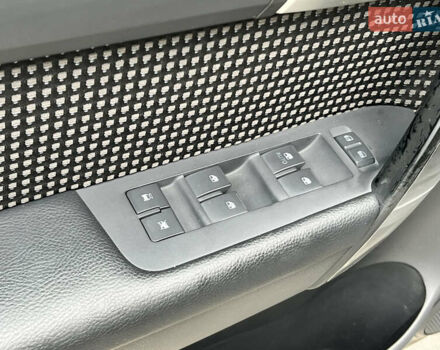 Серый Шевроле Каптива, объемом двигателя 2.4 л и пробегом 202 тыс. км за 7700 $, фото 68 на Automoto.ua