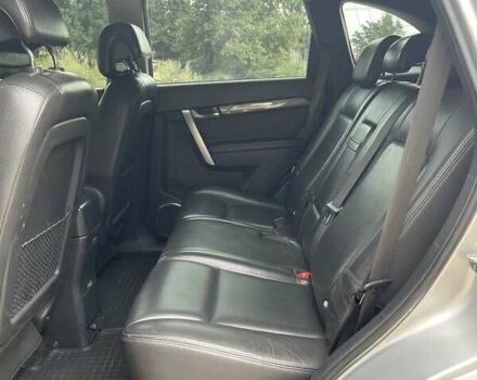 Серый Шевроле Каптива, объемом двигателя 2.4 л и пробегом 216 тыс. км за 9200 $, фото 10 на Automoto.ua