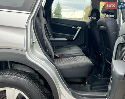 Серый Шевроле Каптива, объемом двигателя 2.4 л и пробегом 202 тыс. км за 7700 $, фото 93 на Automoto.ua