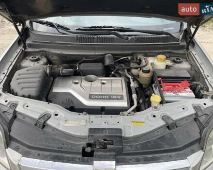 Серый Шевроле Каптива, объемом двигателя 2.4 л и пробегом 216 тыс. км за 9200 $, фото 16 на Automoto.ua