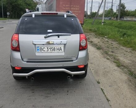 Серый Шевроле Каптива, объемом двигателя 2.4 л и пробегом 310 тыс. км за 8000 $, фото 6 на Automoto.ua