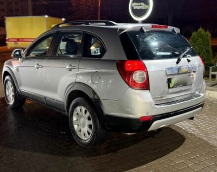 Сірий Шевроле Каптіва, об'ємом двигуна 2.4 л та пробігом 258 тис. км за 2500 $, фото 4 на Automoto.ua