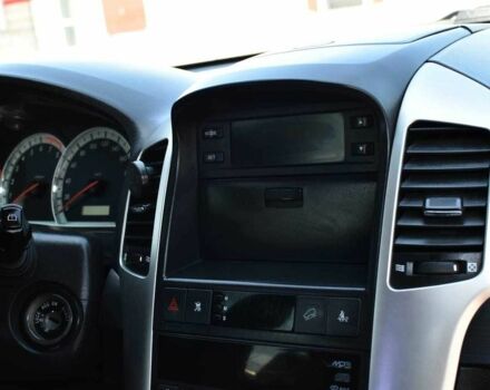 Сірий Шевроле Каптіва, об'ємом двигуна 2.4 л та пробігом 289 тис. км за 7550 $, фото 12 на Automoto.ua