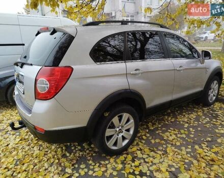 Сірий Шевроле Каптіва, об'ємом двигуна 2.41 л та пробігом 270 тис. км за 5800 $, фото 6 на Automoto.ua