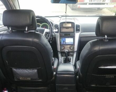 Серый Шевроле Каптива, объемом двигателя 2.4 л и пробегом 310 тыс. км за 8000 $, фото 4 на Automoto.ua