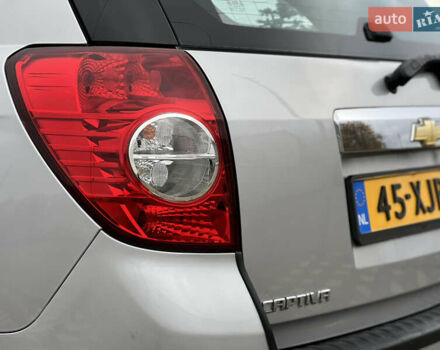 Серый Шевроле Каптива, объемом двигателя 2.4 л и пробегом 202 тыс. км за 7700 $, фото 41 на Automoto.ua