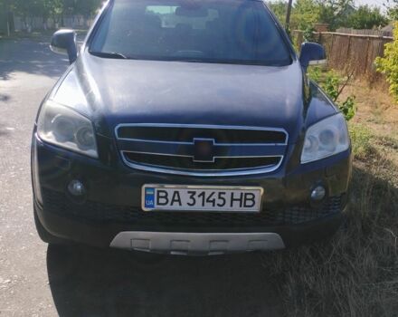 Серый Шевроле Каптива, объемом двигателя 2.4 л и пробегом 200 тыс. км за 6300 $, фото 2 на Automoto.ua
