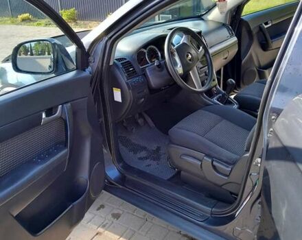 Серый Шевроле Каптива, объемом двигателя 1.99 л и пробегом 235 тыс. км за 8300 $, фото 16 на Automoto.ua