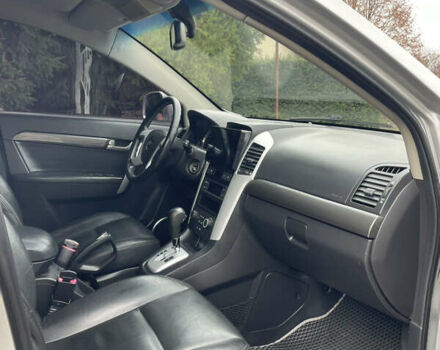 Серый Шевроле Каптива, объемом двигателя 2 л и пробегом 230 тыс. км за 8200 $, фото 16 на Automoto.ua