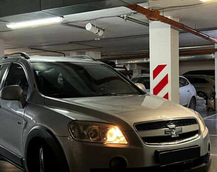 Серый Шевроле Каптива, объемом двигателя 2.4 л и пробегом 240 тыс. км за 4999 $, фото 24 на Automoto.ua