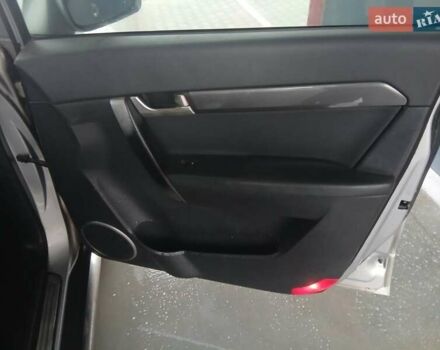 Серый Шевроле Каптива, объемом двигателя 3.2 л и пробегом 253 тыс. км за 6400 $, фото 7 на Automoto.ua