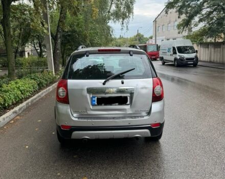 Серый Шевроле Каптива, объемом двигателя 2.4 л и пробегом 196 тыс. км за 3400 $, фото 4 на Automoto.ua