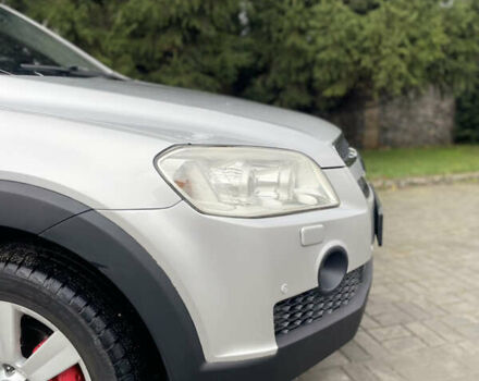 Серый Шевроле Каптива, объемом двигателя 2 л и пробегом 230 тыс. км за 8200 $, фото 4 на Automoto.ua