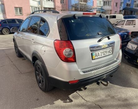 Сірий Шевроле Каптіва, об'ємом двигуна 2.4 л та пробігом 320 тис. км за 6500 $, фото 2 на Automoto.ua