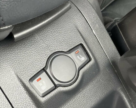 Серый Шевроле Каптива, объемом двигателя 2 л и пробегом 230 тыс. км за 8200 $, фото 18 на Automoto.ua