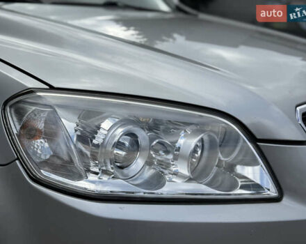 Серый Шевроле Каптива, объемом двигателя 2.41 л и пробегом 209 тыс. км за 6999 $, фото 22 на Automoto.ua