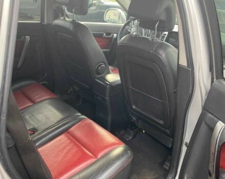 Серый Шевроле Каптива, объемом двигателя 2 л и пробегом 350 тыс. км за 4193 $, фото 6 на Automoto.ua