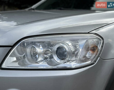 Серый Шевроле Каптива, объемом двигателя 2.41 л и пробегом 209 тыс. км за 6999 $, фото 13 на Automoto.ua