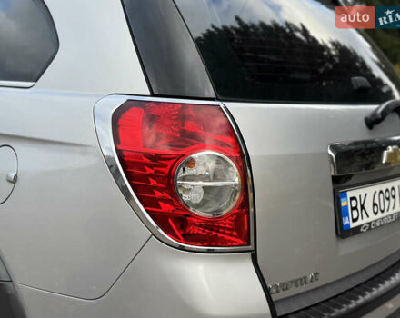 Серый Шевроле Каптива, объемом двигателя 2.41 л и пробегом 209 тыс. км за 6999 $, фото 38 на Automoto.ua