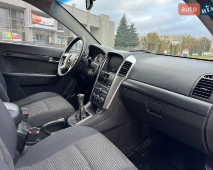 Серый Шевроле Каптива, объемом двигателя 2.41 л и пробегом 209 тыс. км за 6999 $, фото 44 на Automoto.ua