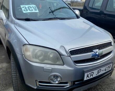 Серый Шевроле Каптива, объемом двигателя 2 л и пробегом 350 тыс. км за 4193 $, фото 1 на Automoto.ua