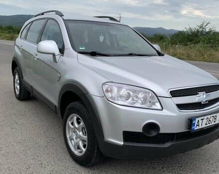 Сірий Шевроле Каптіва, об'ємом двигуна 2.41 л та пробігом 110 тис. км за 7900 $, фото 1 на Automoto.ua