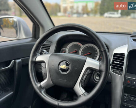 Шевроле Каптива 2009 в Ровно на Automoto.ua Серый Шевроле Каптива, объемом двигателя 2.4 л и пробегом 209 тыс. км за 6999 $, фото 83 на Automoto.ua