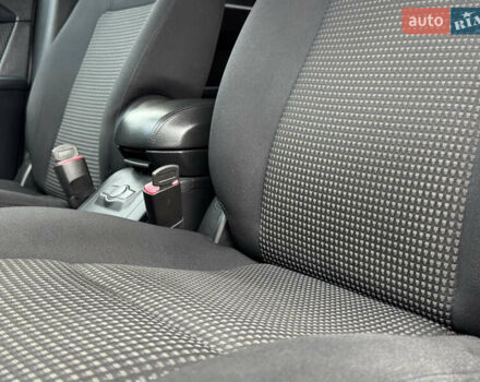 Серый Шевроле Каптива, объемом двигателя 2.41 л и пробегом 209 тыс. км за 6999 $, фото 76 на Automoto.ua