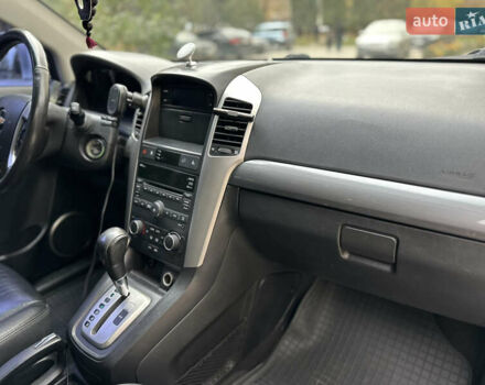 Шевроле Каптива 2010 в Каменце-Подольском на Automoto.ua Серый Шевроле Каптива, объемом двигателя 2.41 л и пробегом 181 тыс. км за 9450 $, фото 72 на Automoto.ua