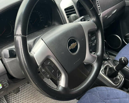 Серый Шевроле Каптива, объемом двигателя 2.41 л и пробегом 223 тыс. км за 9400 $, фото 20 на Automoto.ua