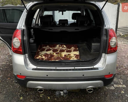 Серый Шевроле Каптива, объемом двигателя 1.99 л и пробегом 159 тыс. км за 9600 $, фото 7 на Automoto.ua