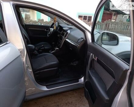 Сірий Шевроле Каптіва, об'ємом двигуна 2 л та пробігом 242 тис. км за 8600 $, фото 19 на Automoto.ua