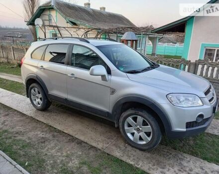 Сірий Шевроле Каптіва, об'ємом двигуна 2 л та пробігом 242 тис. км за 8600 $, фото 20 на Automoto.ua