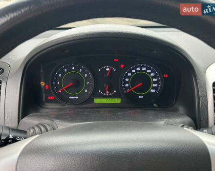 Серый Шевроле Каптива, объемом двигателя 2.41 л и пробегом 223 тыс. км за 9400 $, фото 21 на Automoto.ua