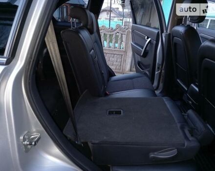 Сірий Шевроле Каптіва, об'ємом двигуна 2 л та пробігом 242 тис. км за 8600 $, фото 26 на Automoto.ua