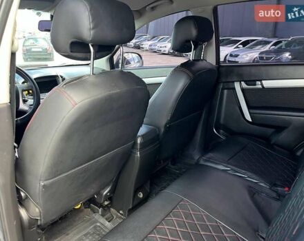 Серый Шевроле Каптива, объемом двигателя 2.2 л и пробегом 208 тыс. км за 10490 $, фото 27 на Automoto.ua