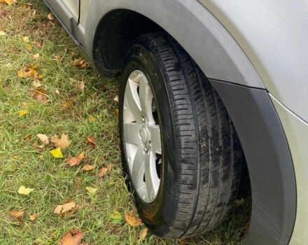 Сірий Шевроле Каптіва, об'ємом двигуна 2.4 л та пробігом 237 тис. км за 10500 $, фото 22 на Automoto.ua