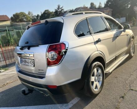 Сірий Шевроле Каптіва, об'ємом двигуна 2.4 л та пробігом 191 тис. км за 9000 $, фото 1 на Automoto.ua