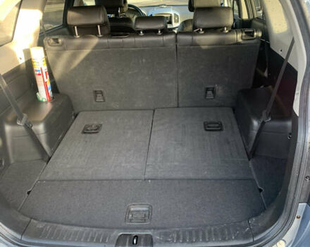 Сірий Шевроле Каптіва, об'ємом двигуна 2.23 л та пробігом 280 тис. км за 10000 $, фото 7 на Automoto.ua