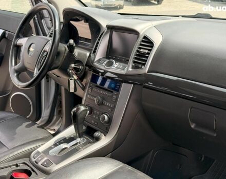 Серый Шевроле Каптива, объемом двигателя 2.2 л и пробегом 227 тыс. км за 11490 $, фото 22 на Automoto.ua