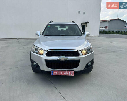 Серый Шевроле Каптива, объемом двигателя 2.2 л и пробегом 200 тыс. км за 9999 $, фото 2 на Automoto.ua