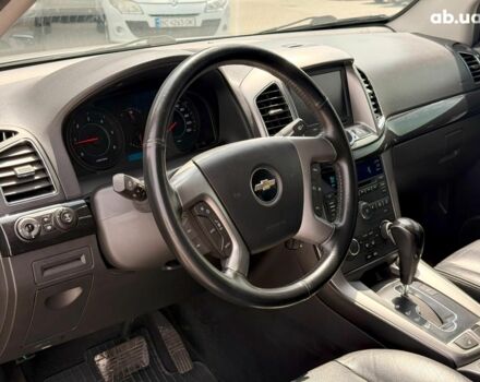 Серый Шевроле Каптива, объемом двигателя 2.2 л и пробегом 227 тыс. км за 11490 $, фото 13 на Automoto.ua