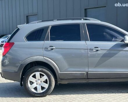 Серый Шевроле Каптива, объемом двигателя 2.2 л и пробегом 208 тыс. км за 10990 $, фото 9 на Automoto.ua