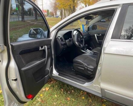Сірий Шевроле Каптіва, об'ємом двигуна 2.4 л та пробігом 237 тис. км за 10500 $, фото 10 на Automoto.ua