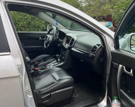 Сірий Шевроле Каптіва, об'ємом двигуна 2.2 л та пробігом 236 тис. км за 10700 $, фото 6 на Automoto.ua