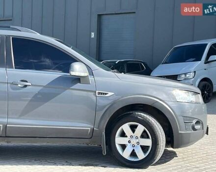 Серый Шевроле Каптива, объемом двигателя 2.2 л и пробегом 208 тыс. км за 10490 $, фото 11 на Automoto.ua