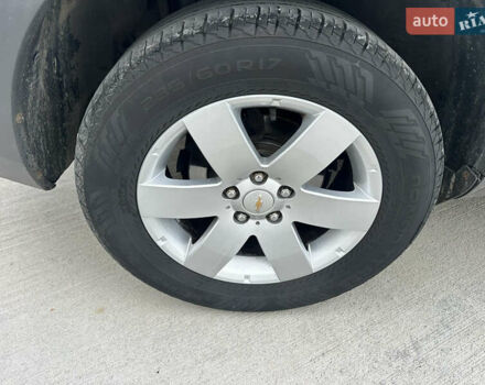 Серый Шевроле Каптива, объемом двигателя 2.2 л и пробегом 199 тыс. км за 10400 $, фото 16 на Automoto.ua